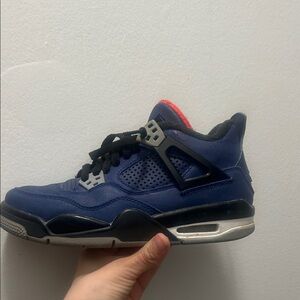 Jordan Women's Sneakers in Navy and Black